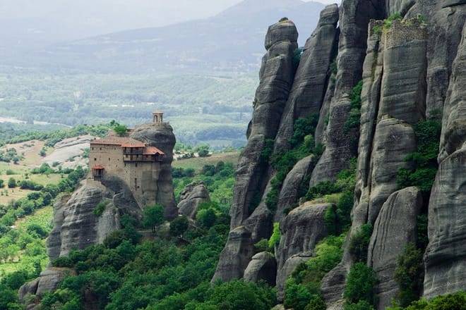 Meteora Full Day Private Tour From Athens 