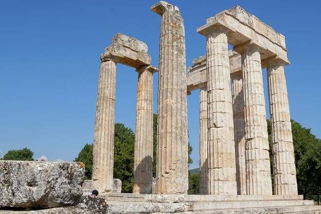 Wine Roads Private Day Tour: Corinth - Ancient Nemea & Wine Tasting