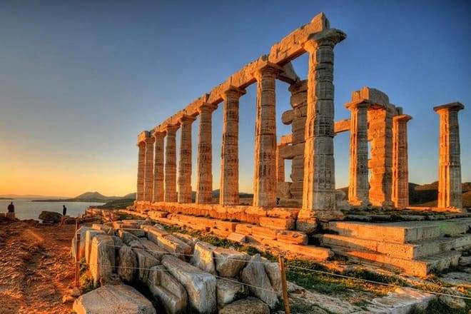 Sunset at the Temple of Poseidon: Private Half-Day Tour 