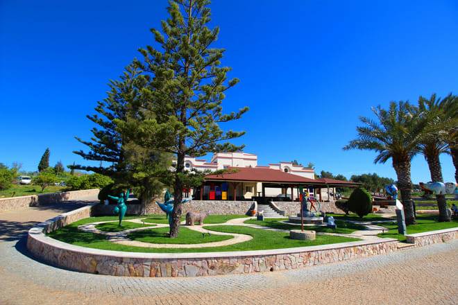 Open Groups - Wine Tasting and Guided Tour