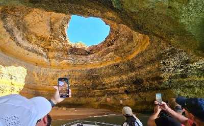 Boat trip to Benagil Cave & Arches of Praia da Marinha