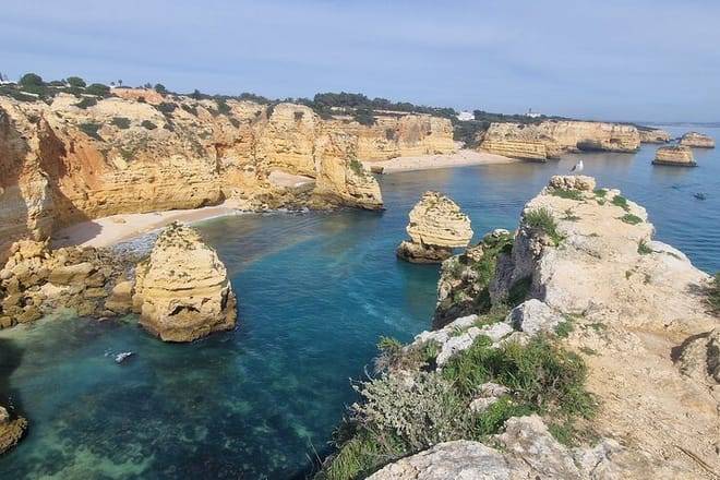 From Faro: Benagil Hiking Cliffs and the 4 Treasure Experience