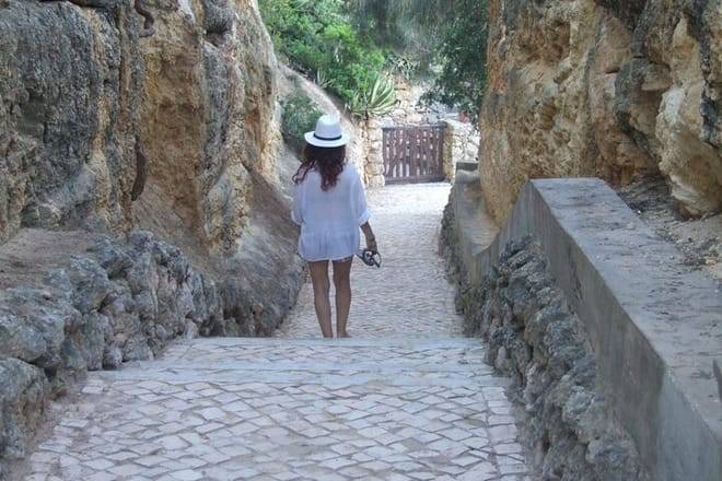 From Faro: Benagil Hiking Cliffs and the 4 Treasure Experience