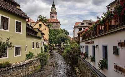 Cesky Krumlov Private day trip from Prague with Lunch and Castle admission