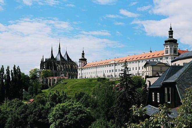 Kutna Hora Private day trip from Prague with lunch, admission and local treat