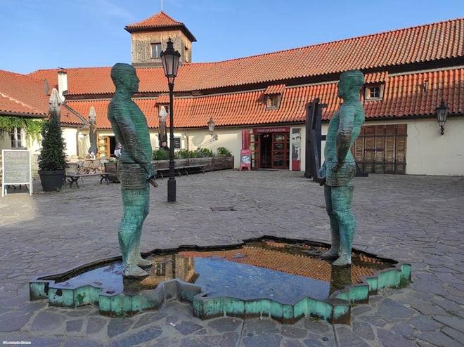 Prague: A City Walk with Franz Kafka Museum Ticket