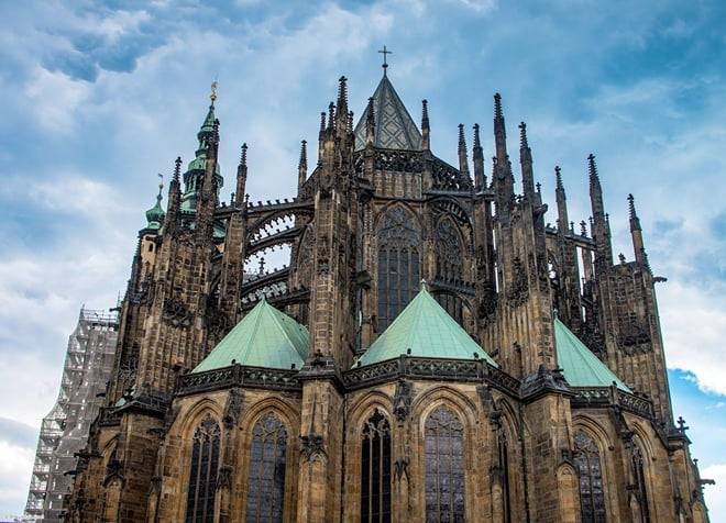Prague: From Madame Tussauds to Castle In-App Audio Tour