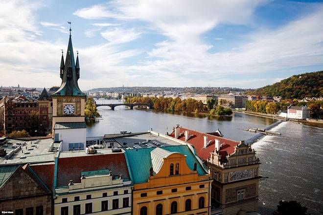 Prague: From Madame Tussauds to Castle In-App Audio Tour