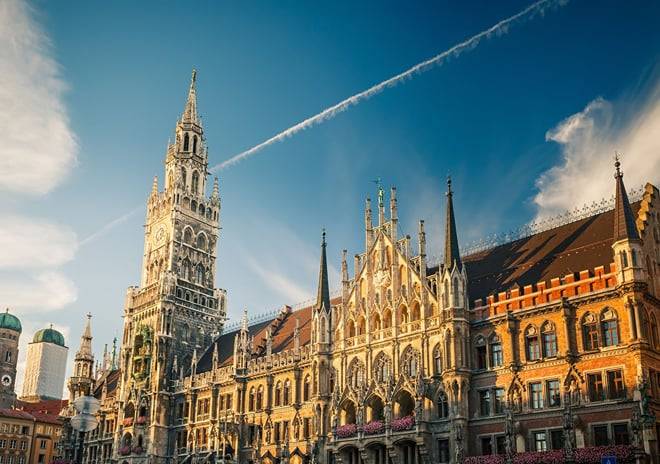 Munich: Old Town Walking Audio Tour on Mobile App