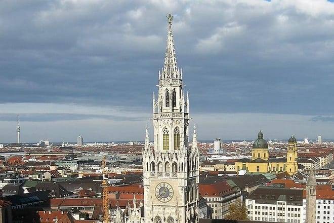 Munich Private 4 Hours Walking Tour with English Speaking Guide