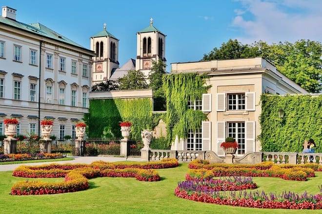 Private day trip from Munich to Eagles Nest, Salzburg and back