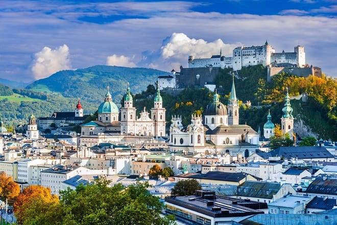 Munich Private Day Trip with Optional Eagle's Nest & Salzburg
