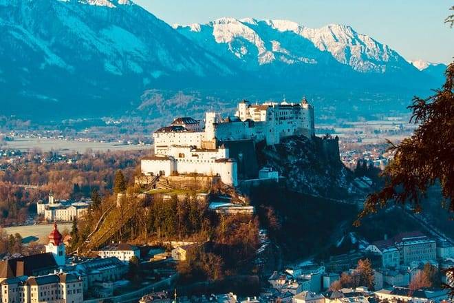 Munich to Eagle’s Nest, Salzburg & Königssee a Private Day Trip