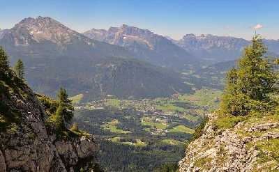 Munich to Hallstatt and Salzburg a Private Day Trip