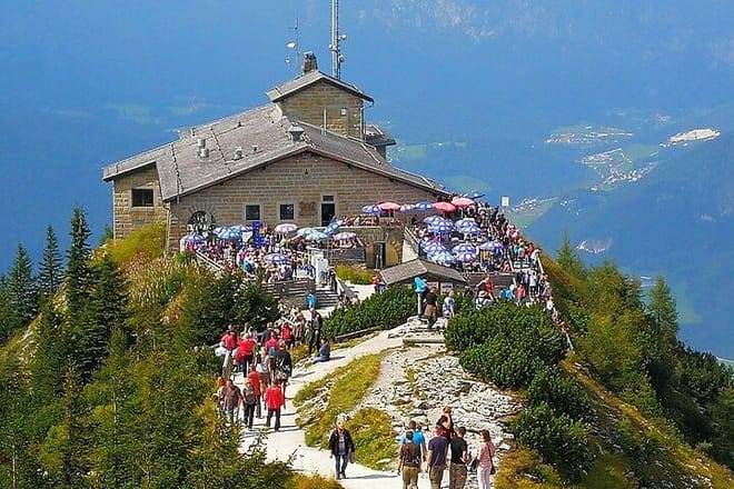 Munich to Hallstatt and Salzburg a Private Day Trip