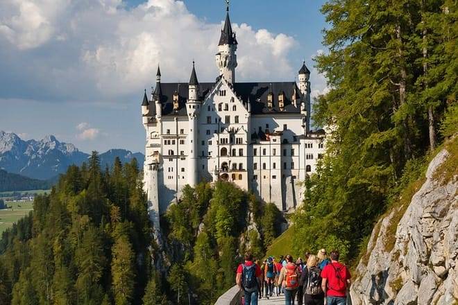 Private Day Trip from Munich: Neuschwanstein, Linderhof and Ettal