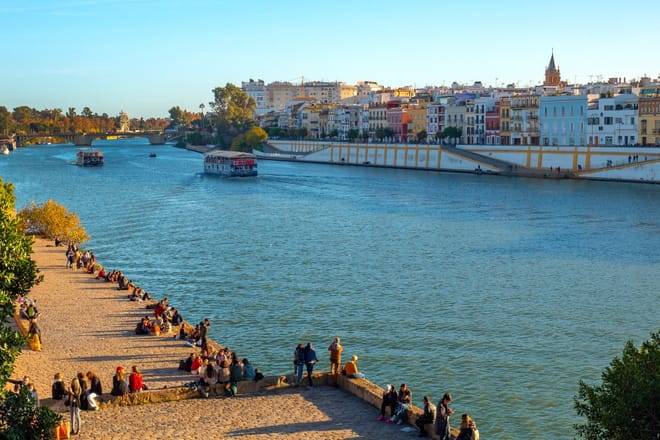 SPSE006-FRENCH-Seville City Highlights & Secrets 2-hour Guided Walking Tour