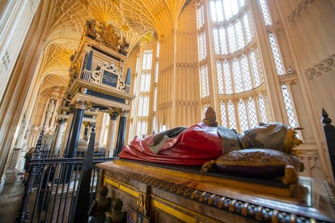 UKLO050 - French - Guided Tour of London Westminster Abbey, Big Ben, Buckingham