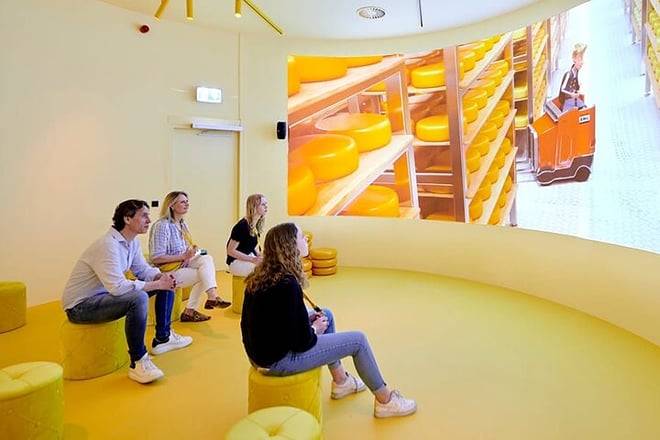 Gouda trip from Amsterdam by train with Gouda Cheese Experience