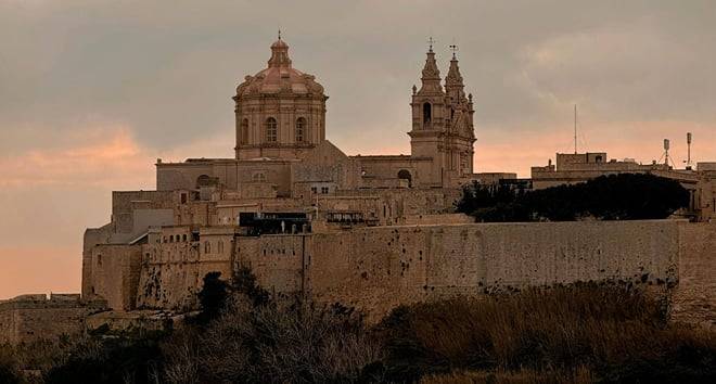 Malta Under the Stars | Coach Night Tour