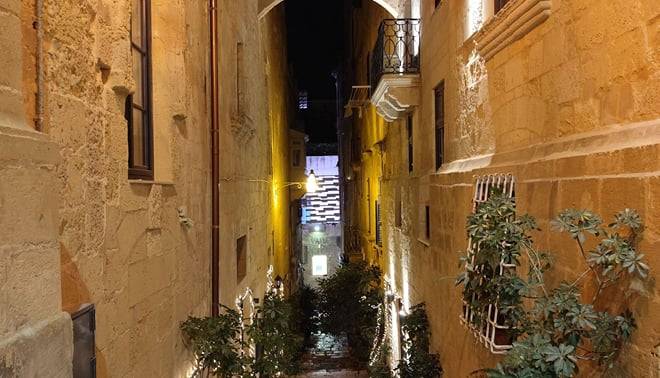 Malta Under the Stars | Coach Night Tour