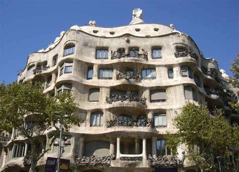 Barcelona: Gaudí and Modernisme Walking tour