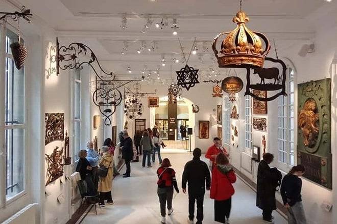 Paris: Carnavalet Museum Guided Tour