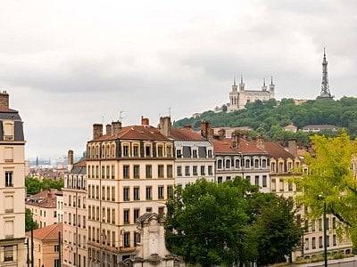 Lyon: Croix Rousse & Peninsula Walking Tour