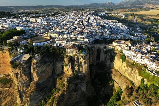 White Villages and Ronda Private Day Tour from Seville